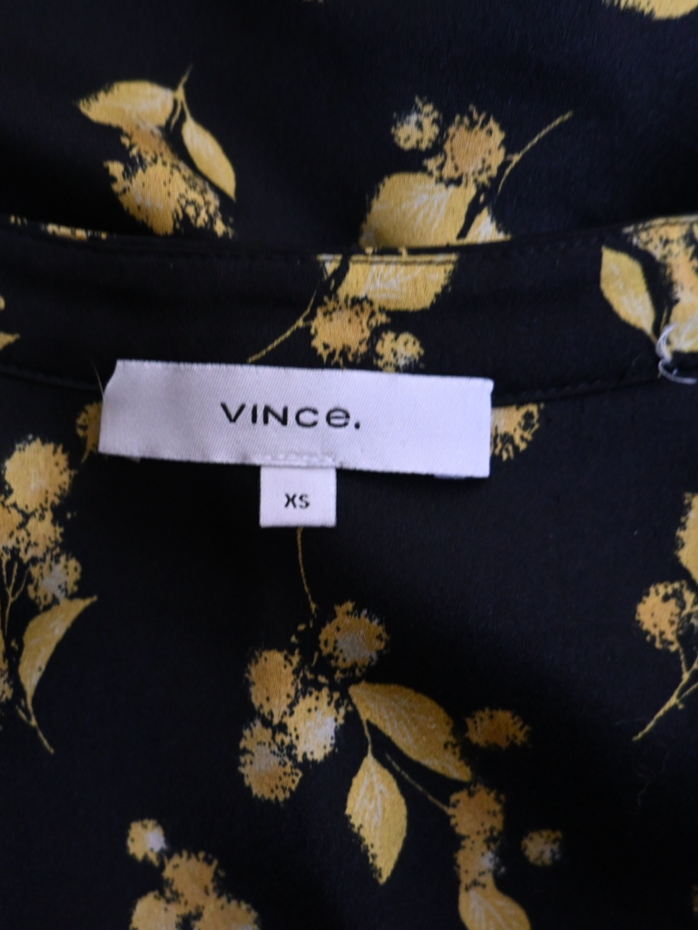 Vince Women's XS Dandelion Button Front Cap Sleeve Blouse - Picture 8 of 10